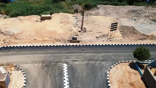 محافظ أسوان يشيد بجهود الهيئة الهندسية للانتهاء من مشروع إنشاء مطالع ومنازل قرية غرب سهيل محافظ أسوان يشيد بجهود الهيئة الهندسية للانتهاء من مشروع إنشاء مطالع ومنازل قرية غرب سهيل