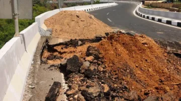 محافظ أسوان يكذب الأنباء حول انهيار في هيكل الكوبري البديل لخزان أسوان