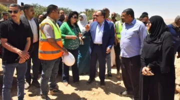 محافظ أسيوط يتفقد مشروع إنشاء مصنع متكامل لمنتجات الرمان بالبداري