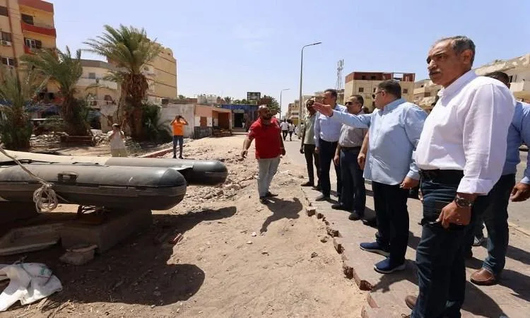 محافظ البحر الأحمر يوجه بتحسين جودة المنطقة المحيطة بمحطة “اليسر” محافظ البحر الأحمر يوجه بتحسين جودة المنطقة المحيطة بمحطة “اليسر”