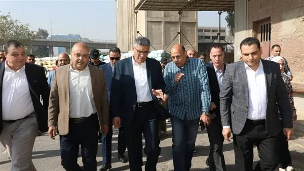 محافظ الجيزة يتفقد صومعة إمبابة لمتابعة انتظام توريد وتخزين محصول القمح محافظ الجيزة يتفقد صومعة إمبابة لمتابعة انتظام توريد وتخزين محصول القمح