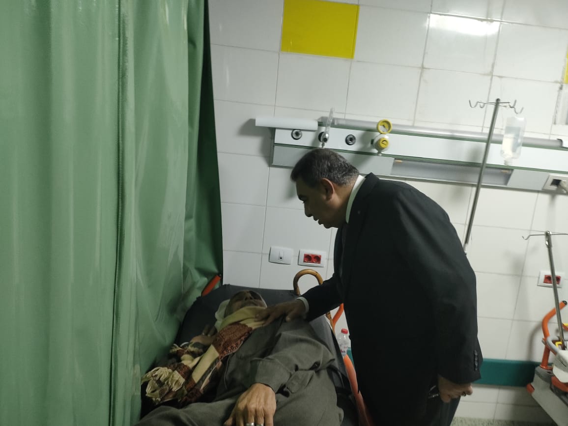 محافظ الدقهلية يتفقد مستشفى المنصورة التخصصي ويشيد بمستوى الأداء الطبي محافظ الدقهلية يتفقد مستشفى المنصورة التخصصي ويشيد بمستوى الأداء الطبي