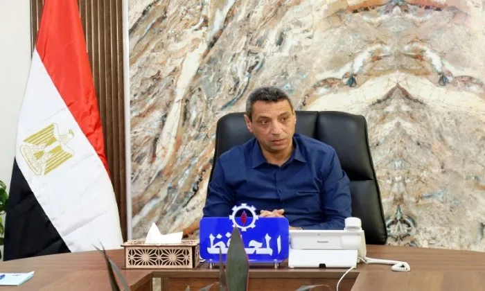 محافظ السويس في اجتماعه الأسبوعي: التعاون أساس النجاح.. والتنسيق لإنجاز أي مهام محافظ السويس في اجتماعه الأسبوعي: التعاون أساس النجاح.. والتنسيق لإنجاز أي مهام