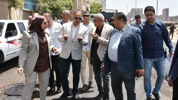 محافظ الشرقية يتفقد أعمال رصف شوارع تقسيم المعلمين بالزقازيق محافظ الشرقية يتفقد أعمال رصف شوارع تقسيم المعلمين بالزقازيق