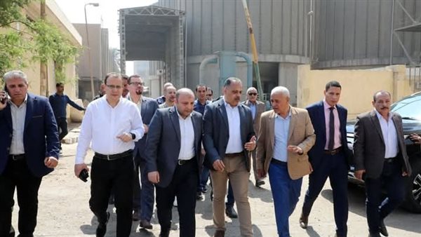 محافظ الشرقية يتفقد صوامع الزقازيق ومطحن عرابي محافظ الشرقية يتفقد صوامع الزقازيق ومطحن عرابي