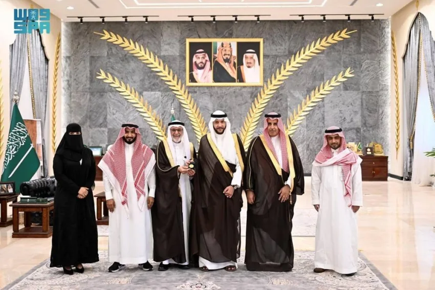 محافظ الطائف يُشيد بتفوق الفائزين في «جنيف الدولي» محافظ الطائف يُشيد بتفوق الفائزين في «جنيف الدولي»