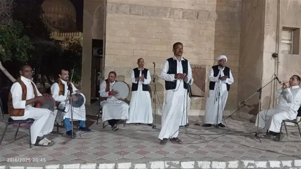 محافظ الفيوم يتابع جهود فرع ثقافة الإقليم خلال أبريل محافظ الفيوم يتابع جهود فرع ثقافة الإقليم خلال أبريل