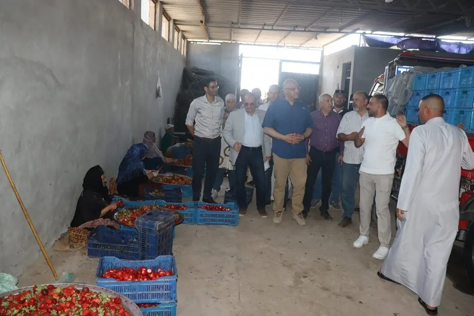 محافظ القليوبية: الالتزام بدعم المزارع المصري وتقديم جميع أشكال المساندة له. محافظ القليوبية: الالتزام بدعم المزارع المصري وتقديم جميع أشكال المساندة له.
