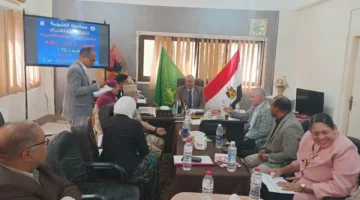 محافظ القليوبية يبحث مشاكل المواطنين فى اللقاء الجماهيري الأسبوعي بكفر شكر