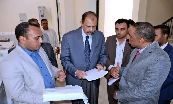 محافظ سوهاج يزور مركز الصناعات الحرفية في ساقلتة محافظ سوهاج يزور مركز الصناعات الحرفية في ساقلتة