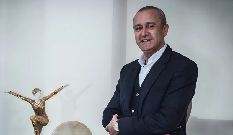 محمد بوزوبع يعزز استثماراته الفندقية في بوسكورة بمشروع جديد يعكس تطور استراتيجياته الاستثمارية محمد بوزوبع يعزز استثماراته الفندقية في بوسكورة بمشروع جديد يعكس تطور استراتيجياته الاستثمارية