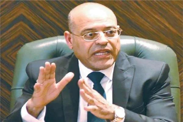 وزير العمل: القيادة السياسية ملتزمة بتعزيز العدالة الاجتماعية وزير العمل: القيادة السياسية ملتزمة بتعزيز العدالة الاجتماعية