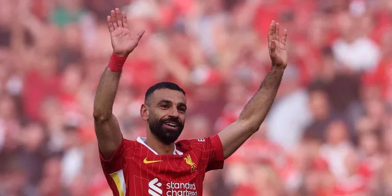 محمد صلاح مهاجم ليفربول يفوز بجائزة رابطة نقاد كرة القدم الإنجليزية محمد صلاح مهاجم ليفربول يفوز بجائزة رابطة نقاد كرة القدم الإنجليزية