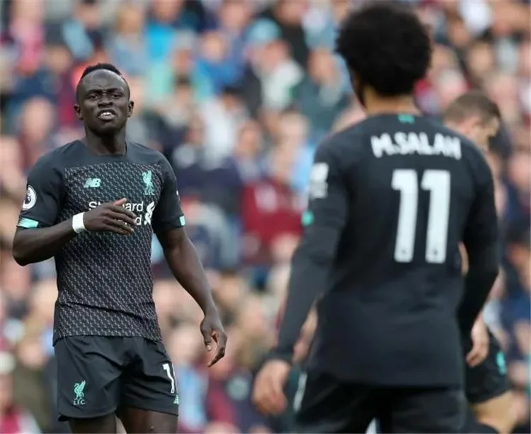 محمد صلاح يعترف: علاقتي كانت متوترة مع ماني في ليفربول.. ولكن الأرقام توضح الحقيقة محمد صلاح يعترف: علاقتي كانت متوترة مع ماني في ليفربول.. ولكن الأرقام توضح الحقيقة