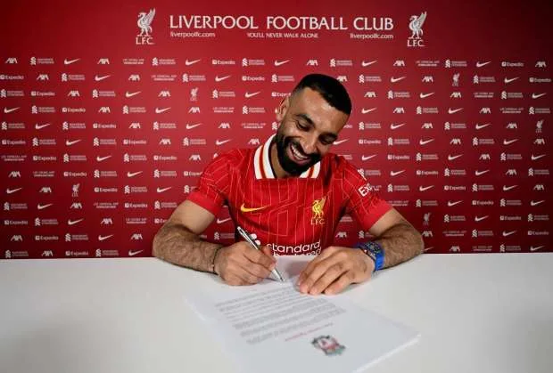 محمد صلاح يقترب من «الحذاء الذهبي».. هل يصبح أول عربي بقائمة أساطير أوروبا؟ محمد صلاح يقترب من «الحذاء الذهبي».. هل يصبح أول عربي بقائمة أساطير أوروبا؟