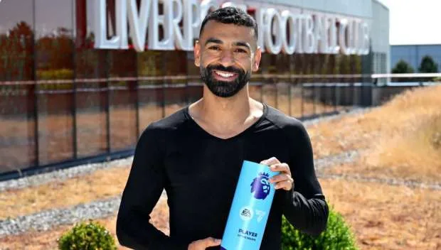 محمد صلاح يوضح سبب تأخر تجديد عقده مع ليفربول