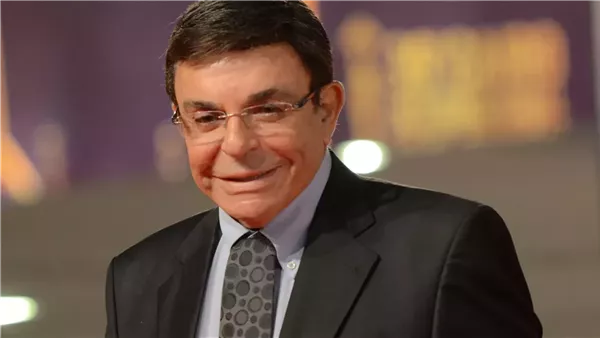 محمد عشوب: ورثة سمير صبري باعوا صوره وجوائزه لبائعي الخوردة (فيديو) محمد عشوب: ورثة سمير صبري باعوا صوره وجوائزه لبائعي الخوردة (فيديو)