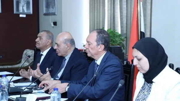 محمد قرة: الدولة تشجع القطاع الخاص نحو الاستثمار في مشروعات الطاقة المختلفة محمد قرة: الدولة تشجع القطاع الخاص نحو الاستثمار في مشروعات الطاقة المختلفة