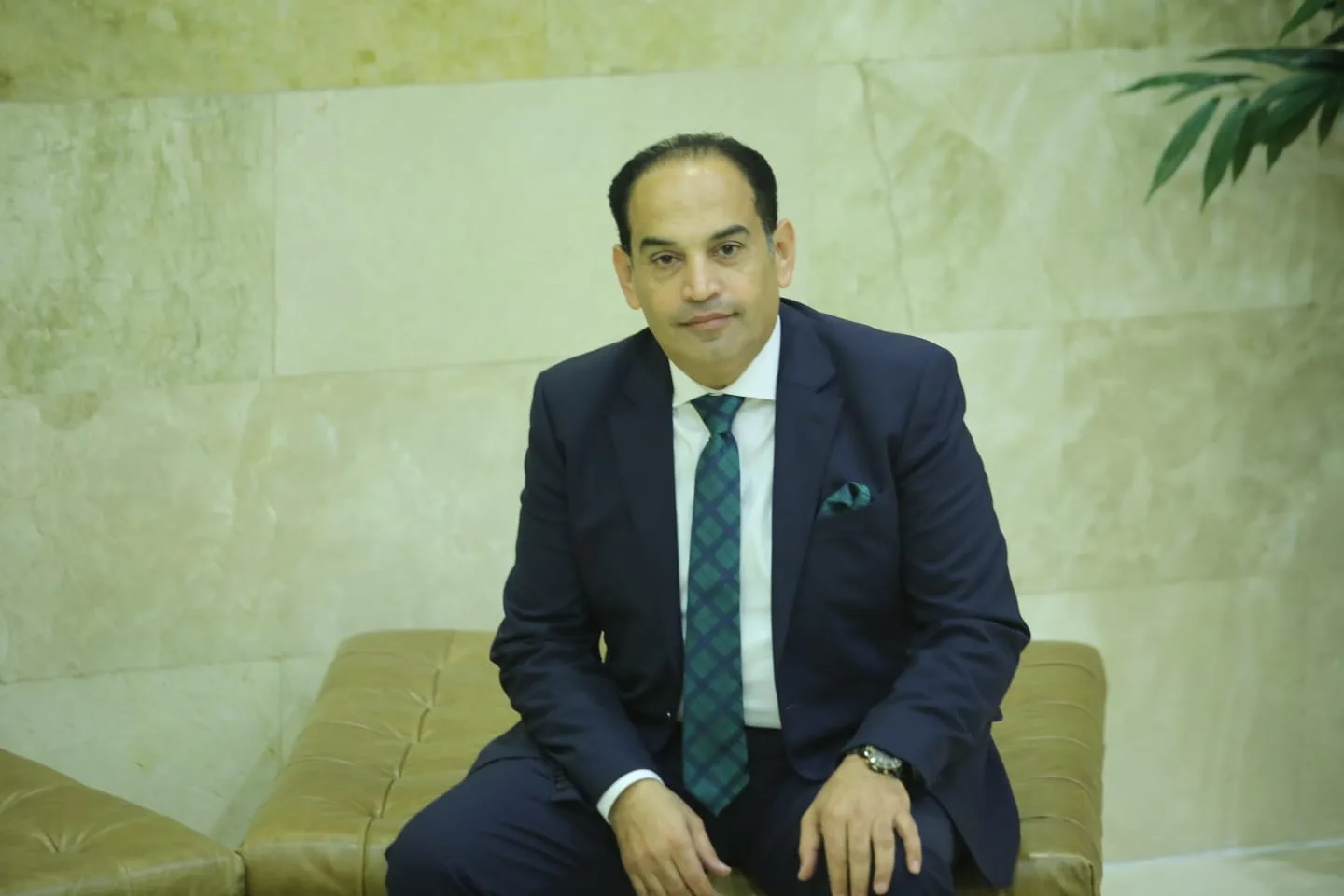 محمد مطاوع: قرارات «الإسكان» تُسهم في تخفيف الأعباء على الشركات العقارية وتعزز مناخ الاستثمار محمد مطاوع: قرارات «الإسكان» تُسهم في تخفيف الأعباء على الشركات العقارية وتعزز مناخ الاستثمار