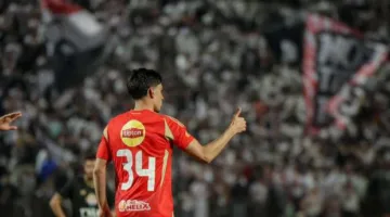 محمد نجيب يتدخل لإنهاء أزمة أشرف بن شرقي «الفنية» بالأهلي