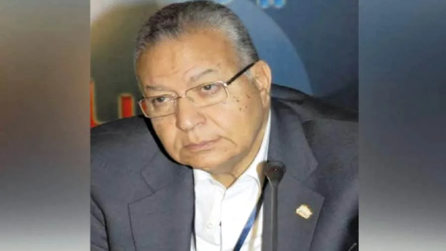 محمود التهامي.. “فرسان الكلمة” يودع ميدان الإبداع محمود التهامي.. “فرسان الكلمة” يودع ميدان الإبداع