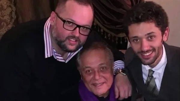 محمود سعد يوجه نصيحة إلى أبناء محمود عبد العزيز ويدعو الطرفين لإنهاء الأزمة: عالجوا الأمر بهدوء محمود سعد يوجه نصيحة إلى أبناء محمود عبد العزيز ويدعو الطرفين لإنهاء الأزمة: عالجوا الأمر بهدوء
