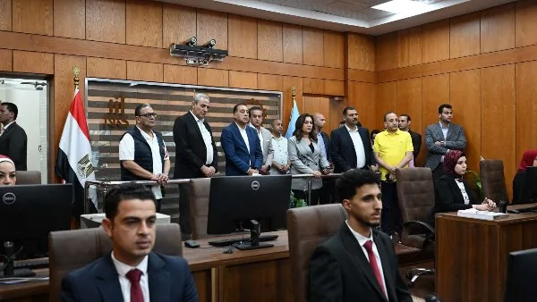 مدبولي: أولوية قصوى لاستكمال منظومة الشبكة الوطنية للطوارئ والسلامة مدبولي: أولوية قصوى لاستكمال منظومة الشبكة الوطنية للطوارئ والسلامة