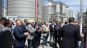 مدبولي يشهد افتتاح محطة الصب السائل لشركة "نيو هورايزون تانك ترمينال" بميناء غرب بورسعيد