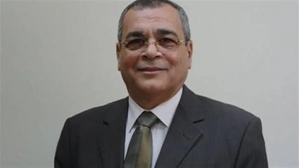 مدحت يوسف: روائح البنزين تكشف التلاعب.. والمواد العطرية مؤشر للجودة مدحت يوسف: روائح البنزين تكشف التلاعب.. والمواد العطرية مؤشر للجودة