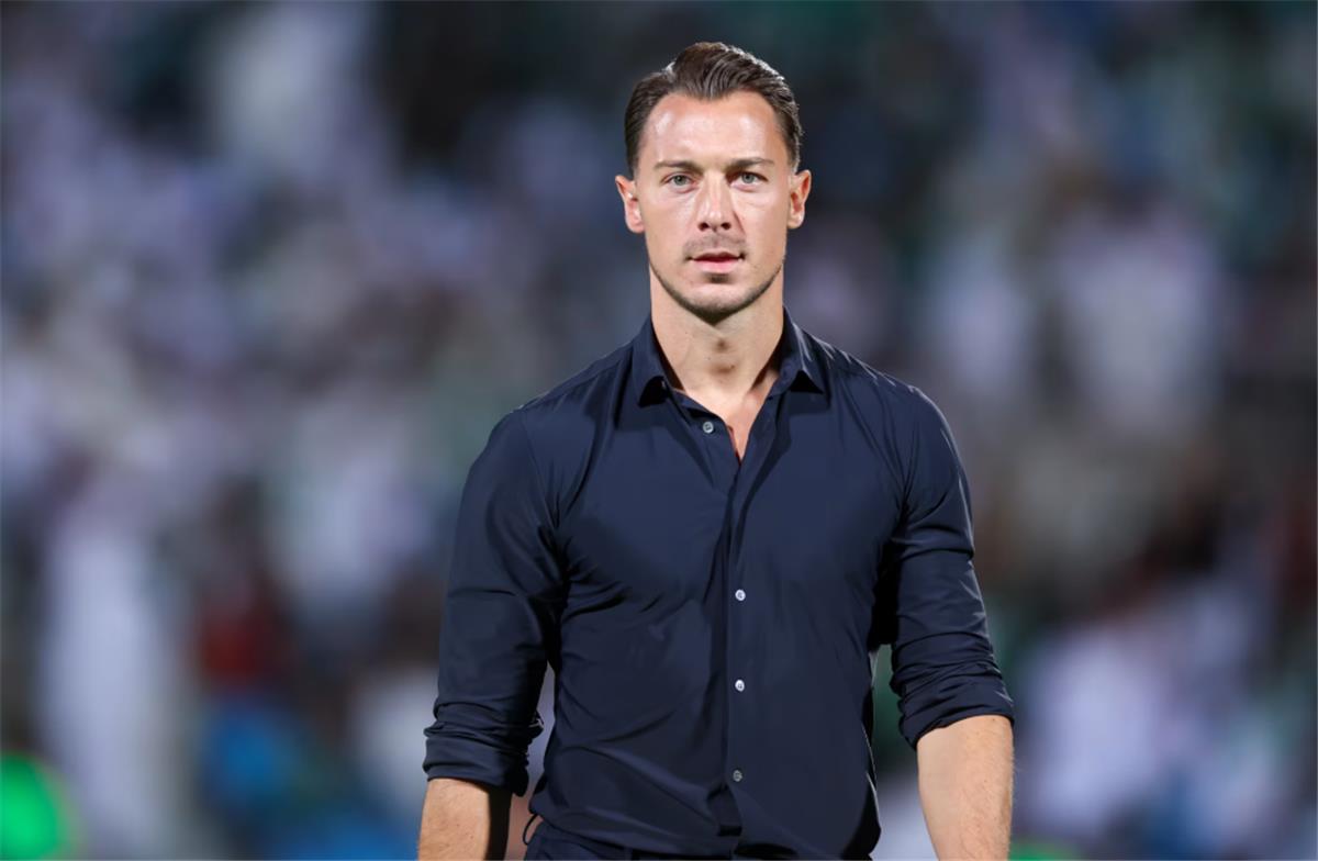 مدرب الأهلي السعودي: نطارد حلمًا كبيرًا أمام كاواساكي.. وسنقاتل للتتويج بـ دوري أبطال آسيا مدرب الأهلي السعودي: نطارد حلمًا كبيرًا أمام كاواساكي.. وسنقاتل للتتويج بـ دوري أبطال آسيا