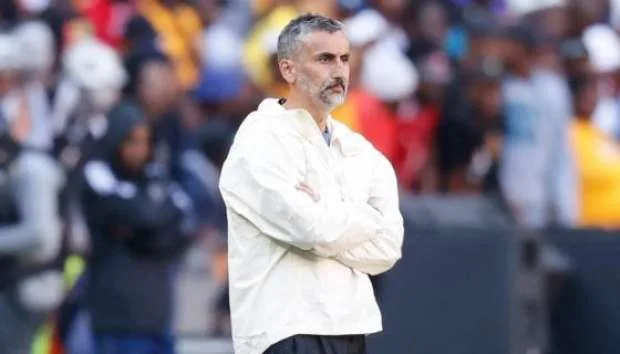 مدرب الأهلي القادم.. لاعبو أورلاندو بايرتس يودعون خوسيه ريفيرو. مدرب الأهلي القادم.. لاعبو أورلاندو بايرتس يودعون خوسيه ريفيرو.