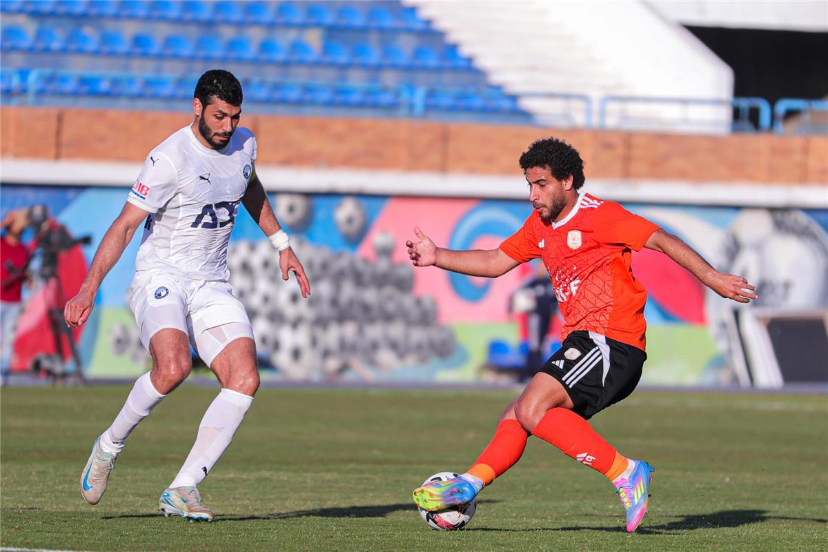 مدرب فاركو بعد الفوز على بيراميدز: فخور باللاعبين الأبطال.. وأمر واحد أزعجني مدرب فاركو بعد الفوز على بيراميدز: فخور باللاعبين الأبطال.. وأمر واحد أزعجني