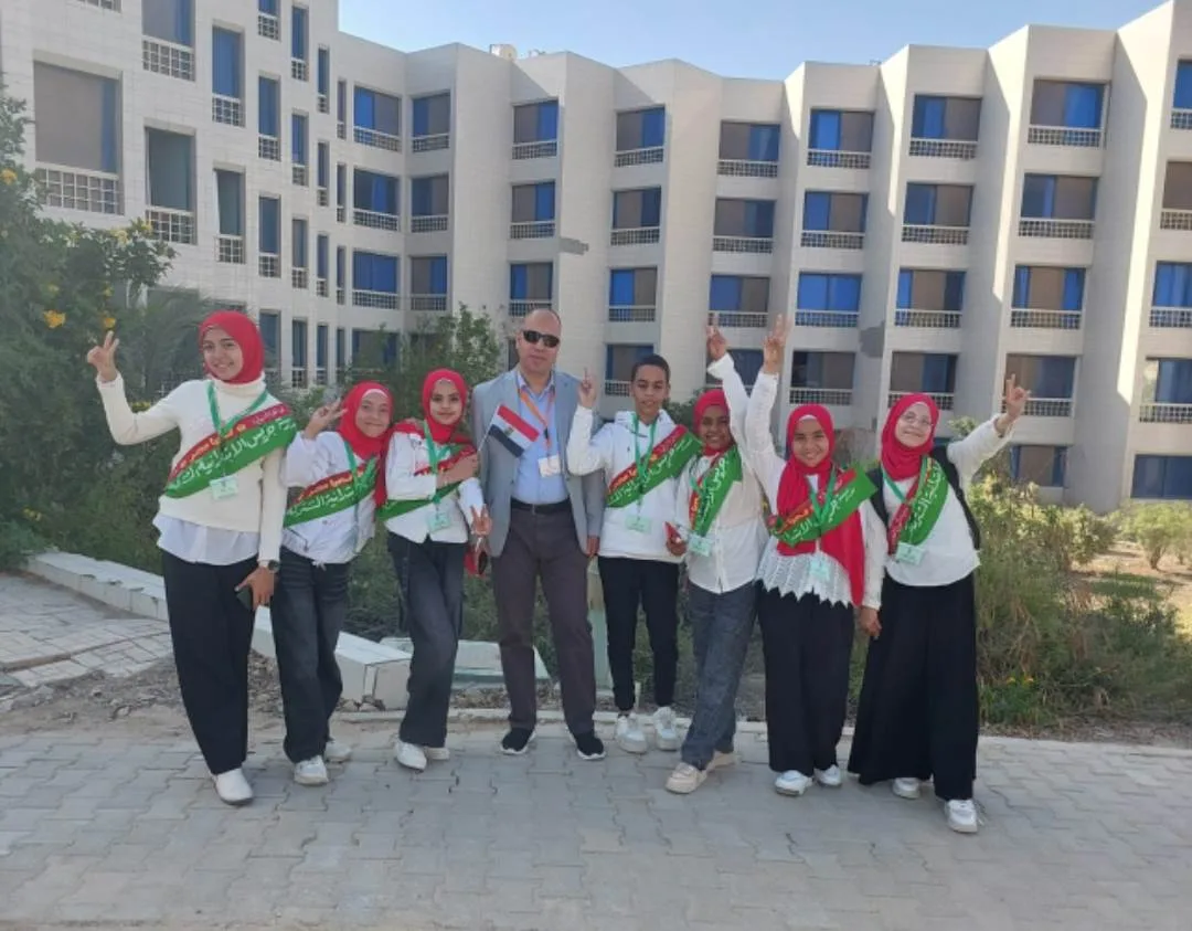 مدرسة جريس الابتدائية المشتركة تحصد المركز الأول على مستوى الجمهورية في مسابقة أوائل الطلبة مدرسة جريس الابتدائية المشتركة تحصد المركز الأول على مستوى الجمهورية في مسابقة أوائل الطلبة
