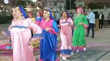 مدير الإدارة التعليمية يشهد جدلاً على منصات التواصل بسبب فيديو رقص شرقي في حفلة تعليم المنيا