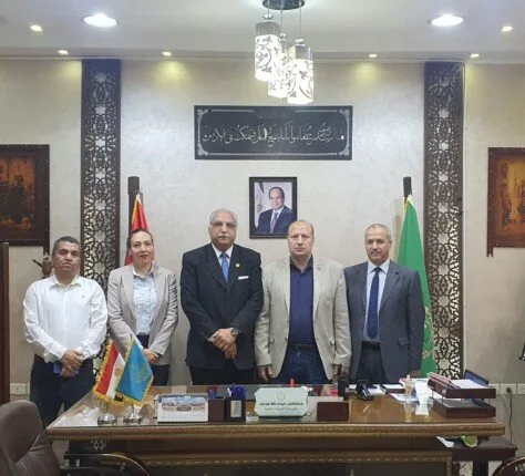 مدير تعليم القليوبية يستقبل لجنة قانونية وزارية لمراجعة الاستعدادات لامتحانات نهاية العام. مدير تعليم القليوبية يستقبل لجنة قانونية وزارية لمراجعة الاستعدادات لامتحانات نهاية العام.