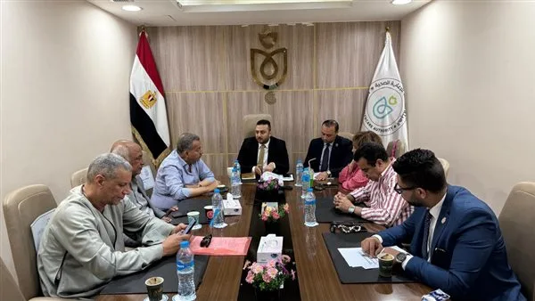مدير «فرع الرعاية» يبحث سبل الشراكة المجتمعية مع أعضاء البرلمان بالأقصر مدير «فرع الرعاية» يبحث سبل الشراكة المجتمعية مع أعضاء البرلمان بالأقصر