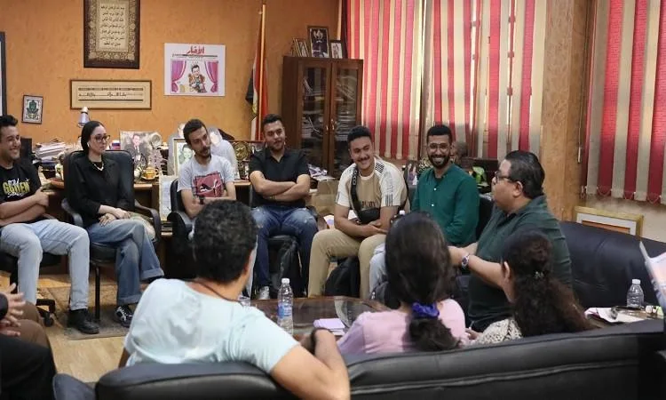 مدير قطاع المسرح يناقش تجهيزات بدء مواسم نجوم المسرح الجامعي مدير قطاع المسرح يناقش تجهيزات بدء مواسم نجوم المسرح الجامعي