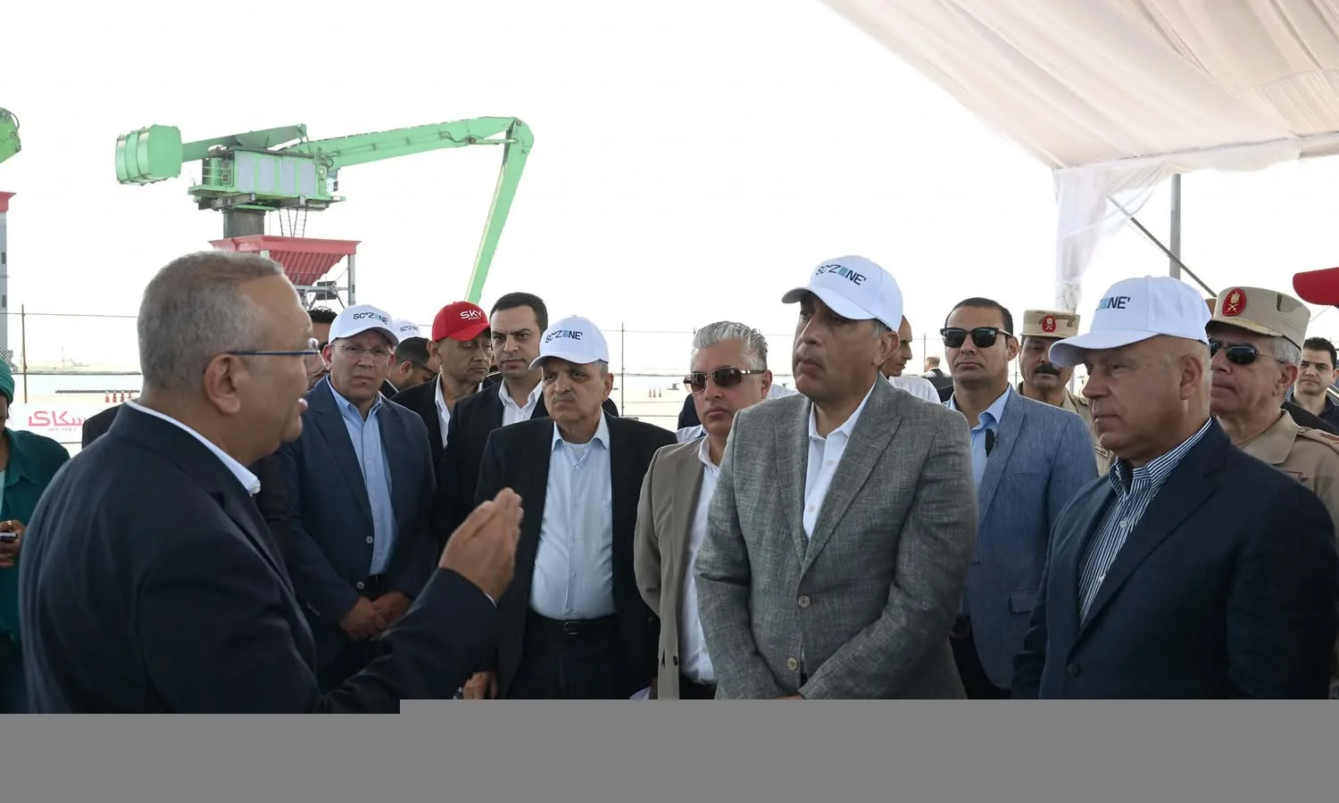 مديولي يتفقد مشروعي “رووتس” و”سكاي للموانيء” مديولي يتفقد مشروعي “رووتس” و”سكاي للموانيء”
