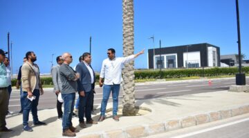 مسئولو “الإسكان” يتفقدون كومبوند مزارين والشواطئ والمدينة التراثية بالعلمين الجديدة