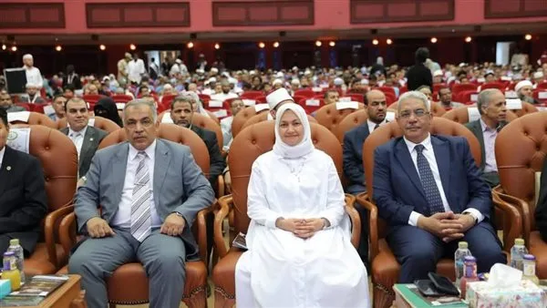 مستشار الإمام الأكبر: الأزهر لم يكن يومًا مجرد مؤسسة تعليمية، بل كان ضمير الأمة وصوت الشعوب ضد الظلم والاستبداد. مستشار الإمام الأكبر: الأزهر لم يكن يومًا مجرد مؤسسة تعليمية، بل كان ضمير الأمة وصوت الشعوب ضد الظلم والاستبداد.