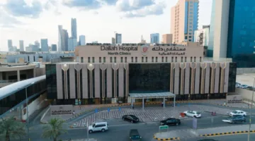 مستشفى دله النخيل يفتح آفاقاً جديدة لرضيعة تمنحها أملاً بمستقبل أفضل