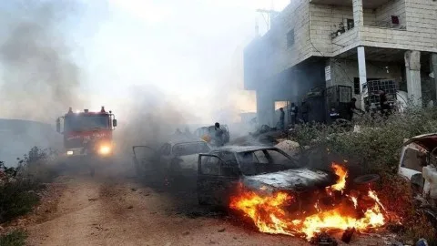 مستوطنون إسرائيليون يتعمدون حرق 15 سيارة فلسطينية في شمال الضفة الغربية. مستوطنون إسرائيليون يتعمدون حرق 15 سيارة فلسطينية في شمال الضفة الغربية.