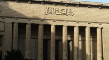 النيابة العامة تحقق مع رجل أعمال بتهمة حيازة نقد أجنبي وتماثيل يشتبه بأثريتها بالمحلة