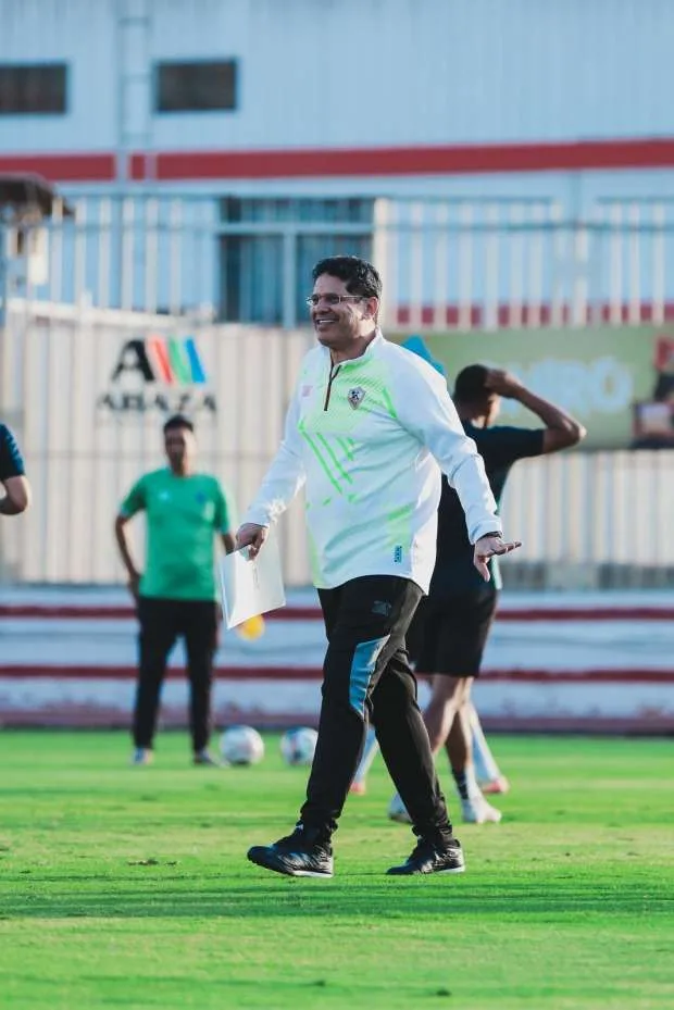 تحديث سريع حول المدرب الجديد للزمالك.. ومفاجأة من أيمن الرمادي تحديث سريع حول المدرب الجديد للزمالك.. ومفاجأة من أيمن الرمادي