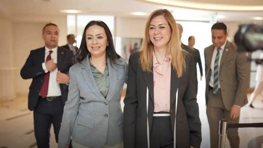 مشاركة كبيرة من الوزراء في اختيار أفضل الكفاءات التنفيذية للتدريب الوطني. مشاركة كبيرة من الوزراء في اختيار أفضل الكفاءات التنفيذية للتدريب الوطني.