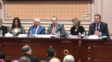 مشيرة خطاب: مشروع قانون الإيجارات القديمة يجب أن يراعي العدالة والانصاف ومراعاة محدودي الدخل