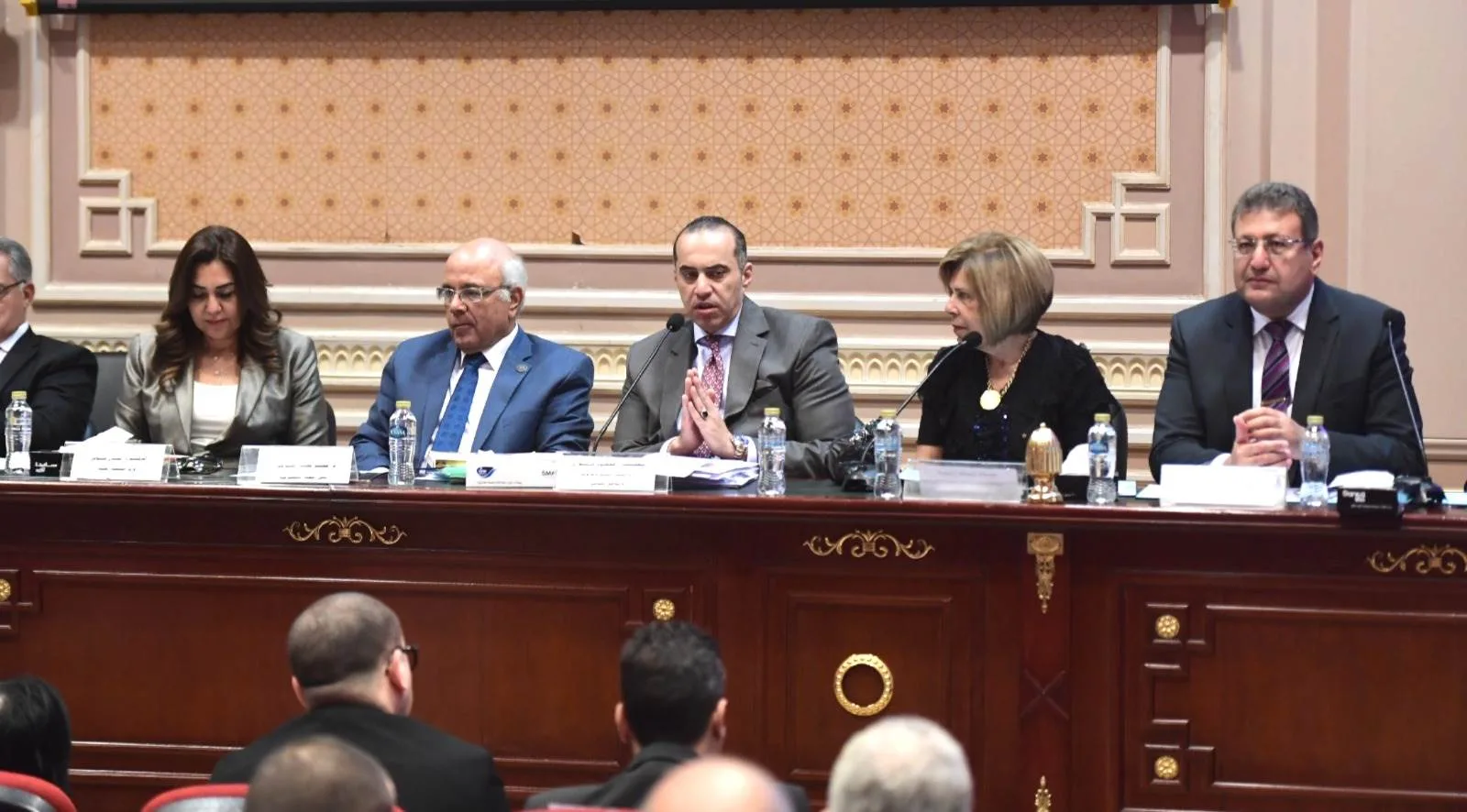 مشيرة خطاب: مشروع قانون الإيجارات القديمة يجب أن يراعي العدالة والانصاف ومراعاة محدودي الدخل مشيرة خطاب: مشروع قانون الإيجارات القديمة يجب أن يراعي العدالة والانصاف ومراعاة محدودي الدخل