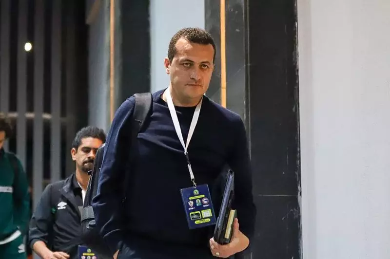 مصدر من ليلا كورة يشير إلى أن الإسماعيلي يبذل جهوده لتجديد عقد تامر مصطفى. مصدر من ليلا كورة يشير إلى أن الإسماعيلي يبذل جهوده لتجديد عقد تامر مصطفى.