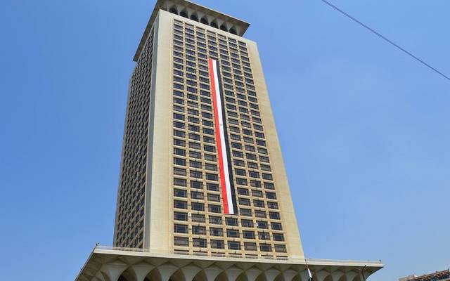 مصر تدين استهداف البنية التحتية في بورسودان وكسلا.. وتدعو لوقف إطلاق النار مصر تدين استهداف البنية التحتية في بورسودان وكسلا.. وتدعو لوقف إطلاق النار