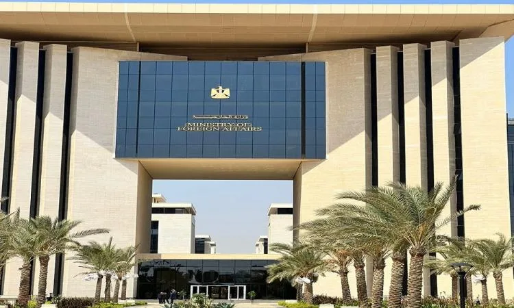 مصر تدين الاستهداف المكثف للمنشآت والبني التحتية في بورسودان مصر تدين الاستهداف المكثف للمنشآت والبني التحتية في بورسودان